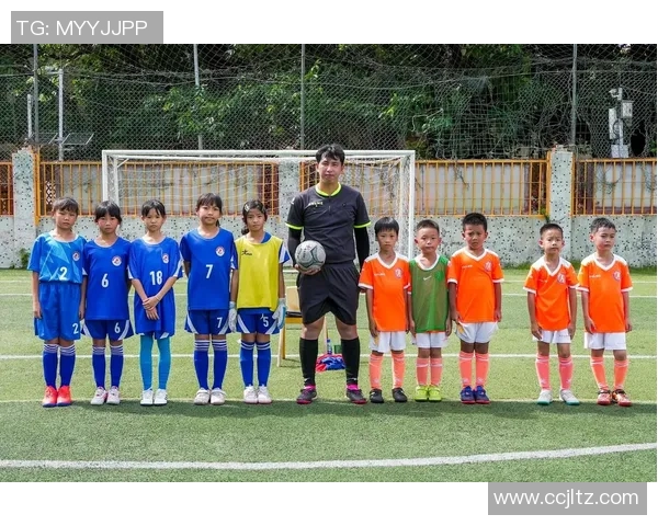 足球明星经典配合瞬间回顾展现团队默契与个人魅力的完美结合