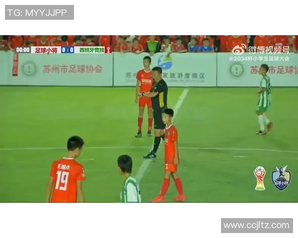 五个孩子的足球明星如何平衡家庭与职业生活的故事